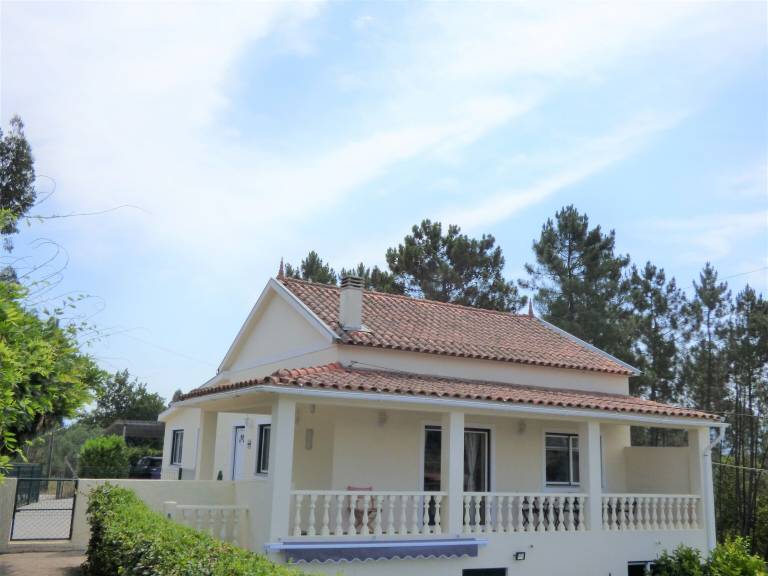 Casa Meda de Mouros