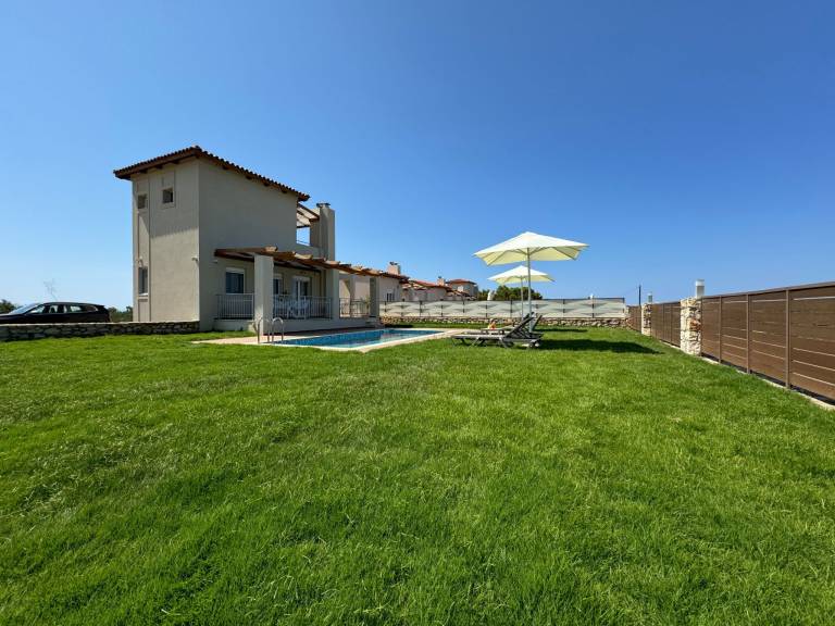 Fully equipped charming house with garden, private pool & patio | Nature view | Pets allowed — photo 5