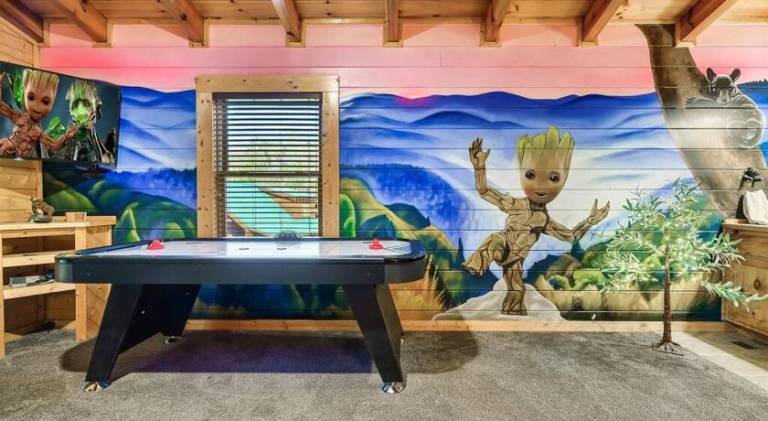 Vacation home with terrace, BBQ & hot tub | Perfect for remote work — photo 5