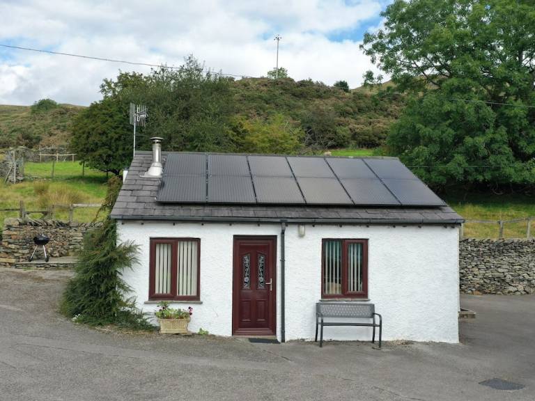 Cottage  Nether Staveley