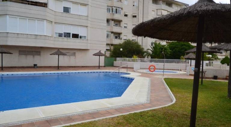 Apartment with pool | Pets are welcome — photo 4