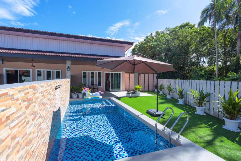 D Village Cottage 2 Private Pool Villa