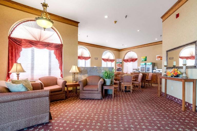 Quality Inn Alliance — photo 4