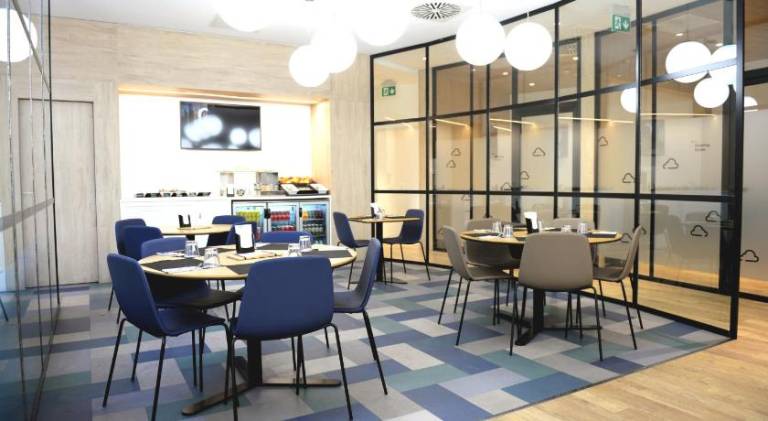 Air Rooms Rome Airport by HelloSky — photo 3