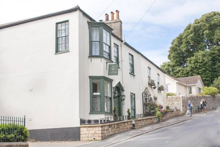 Bed and breakfast  Axminster