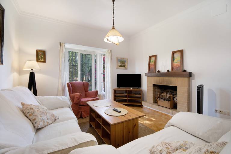 Child-friendly nice vacation home with garden, terrace & private pool | Garden view | Suitable for remote work | Dogs allowed — photo 4