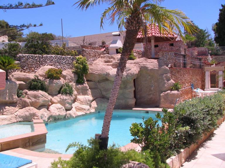Villa Santa Maria Estate