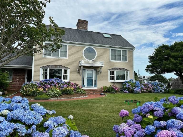 House Hyannis