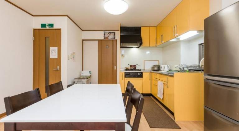 Apartment with patio | Suitable for remote work — photo 3
