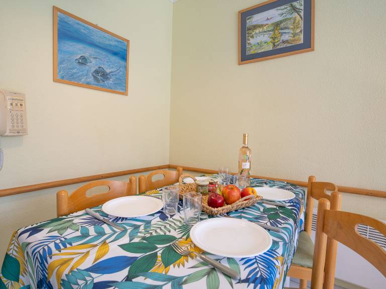 Child-friendly beautiful apartment with terrace, garden & pool | Pets allowed — photo 4