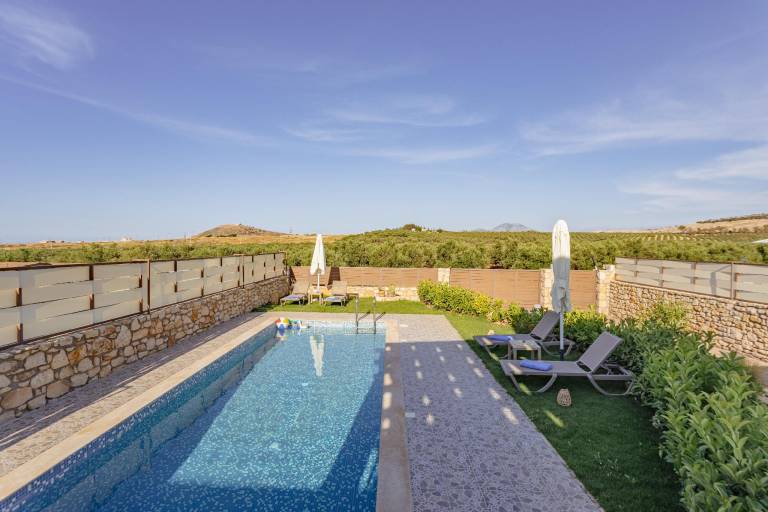 House with pool & garden | Suitable for remote work — photo 3