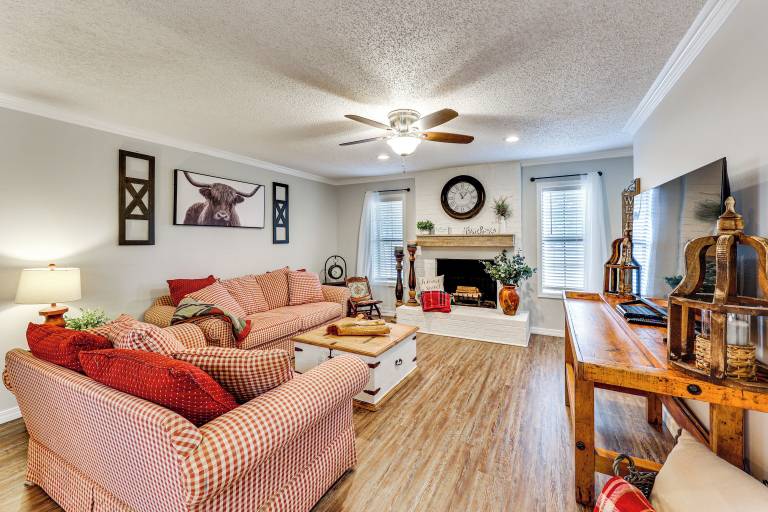 House  Russellville