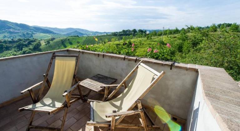 Charming farm with pool, terrace & yard | Pet-friendly — photo 4