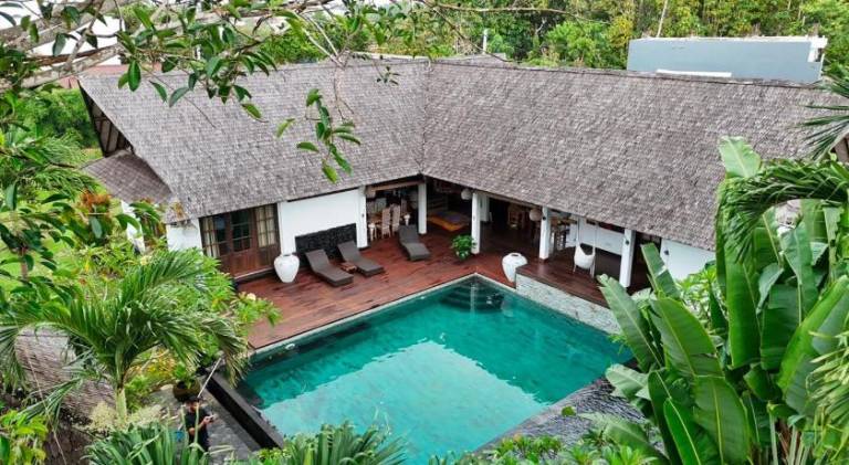 Spacious rental apartment with pool | Dogs allowed in Pecatu