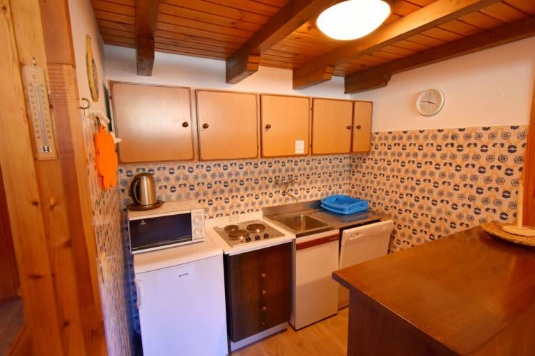 Rental apartment with 2 rooms for 6 persons — photo 4