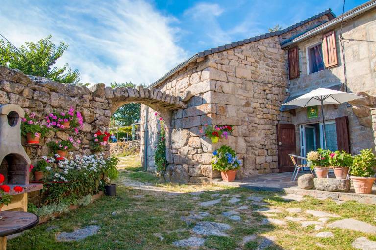 Gîte Saint-Étienne-du-Valdonnez