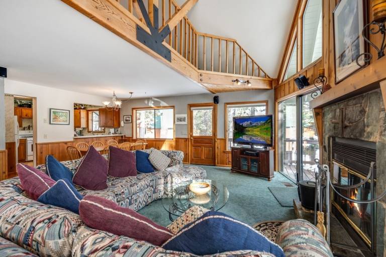 House  Bear Valley