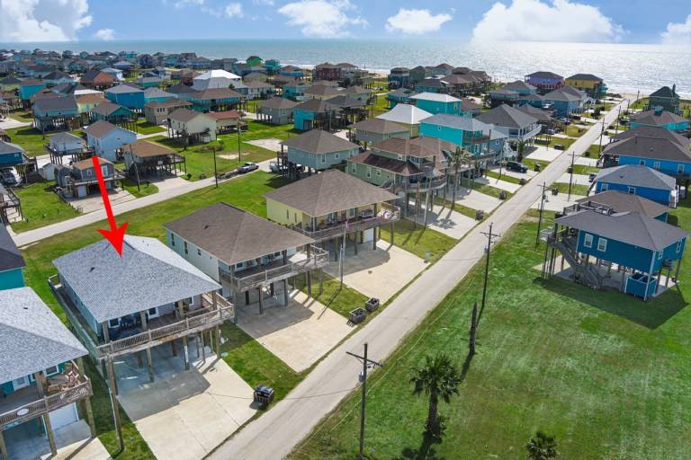 Vacation home with yard & grill in Bolivar, TX