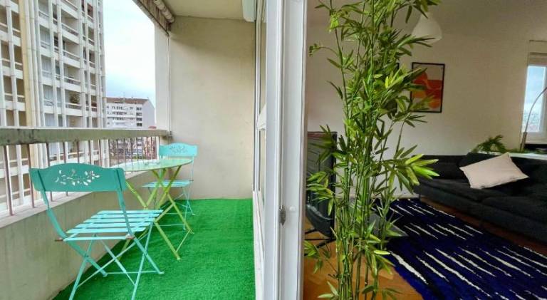 Rental apartment with jacuzzi — photo 4