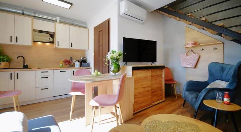 Rental apartment with terrace, barbeque & garden — photo 3