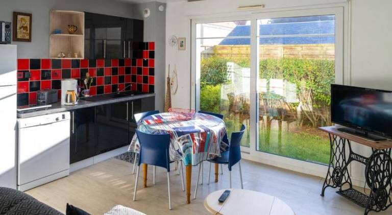 Apartment with 1 room for 4 persons in Ouistreham