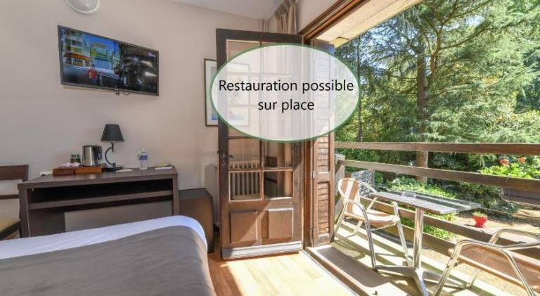Logis Hotel La Chaumiere in Bressuire