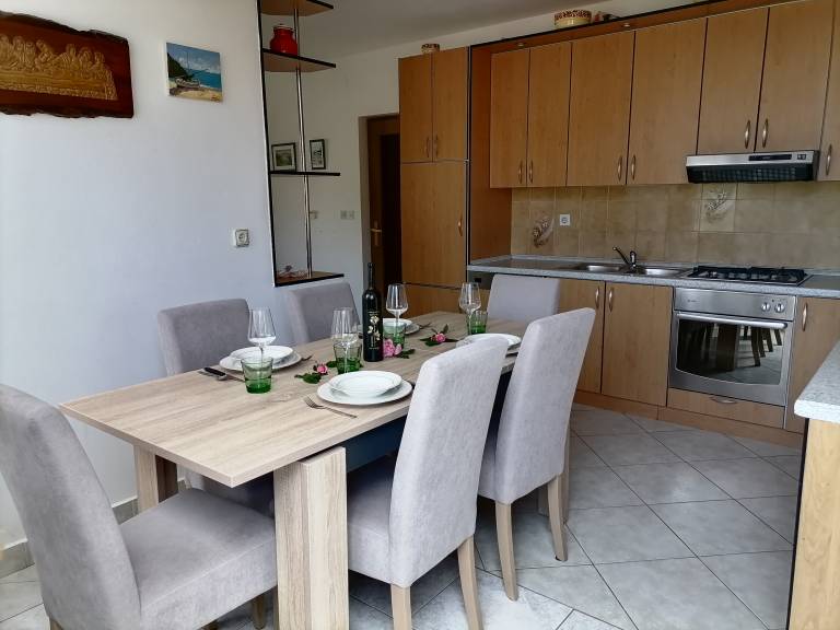 Four-bedroom apartment with terrace and sea view Mali Lošinj, Lošinj (A-7978-b) — photo 5