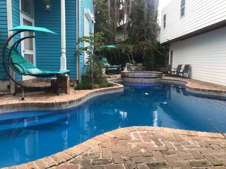 Bed and breakfast  Marigny