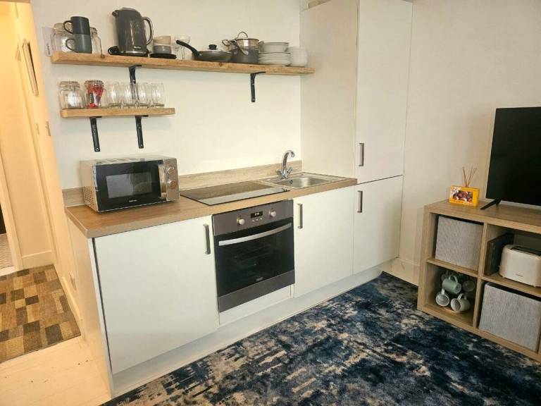 Apartment with 2 rooms for 6 persons — photo 3