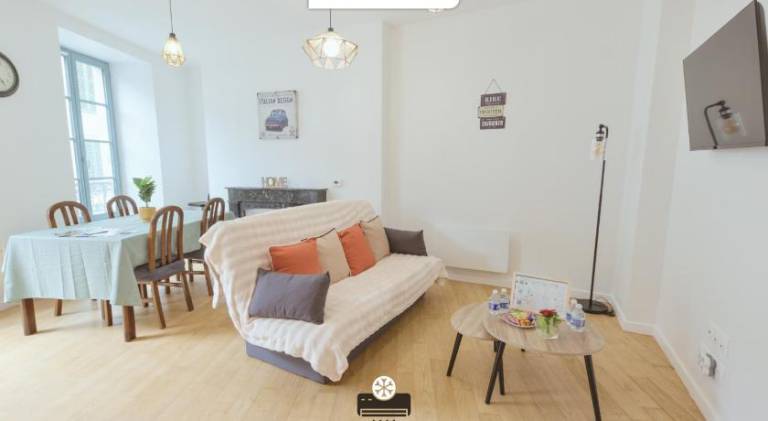 Apartment with 2 rooms for 8 persons in Bizanos