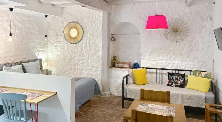 Holiday apartment with 1 room for 4 persons in Tours