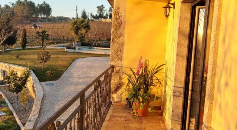 Villa with terrace, garden & private pool | Pet-friendly — photo 3