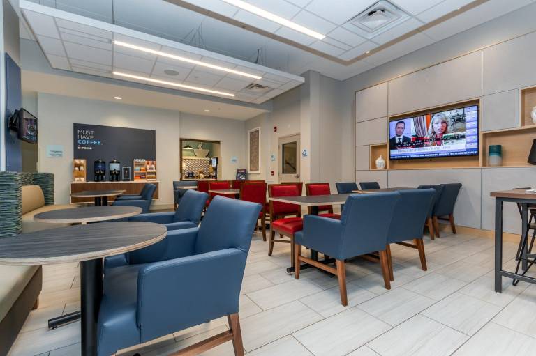 Holiday Inn Express and Suites Chilliwack East By IHG — photo 4