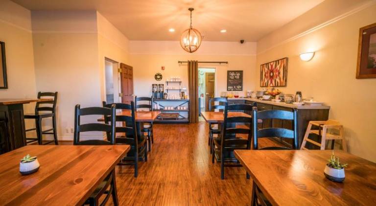 Pine Ridge Inn — photo 3