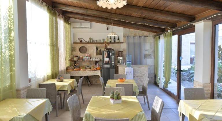 Farm with yard, barbeque & terrace — photo 5
