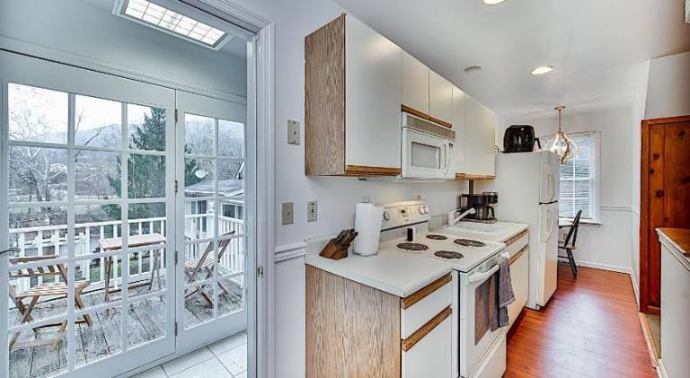 Jackson River Estate Studio Apartment on the River — photo 3