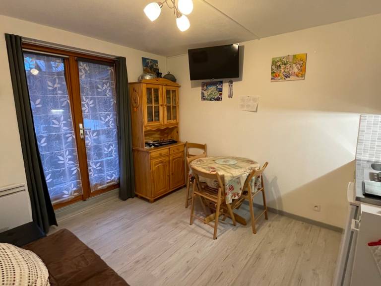 Studio with 1 room for 4 persons — photo 2