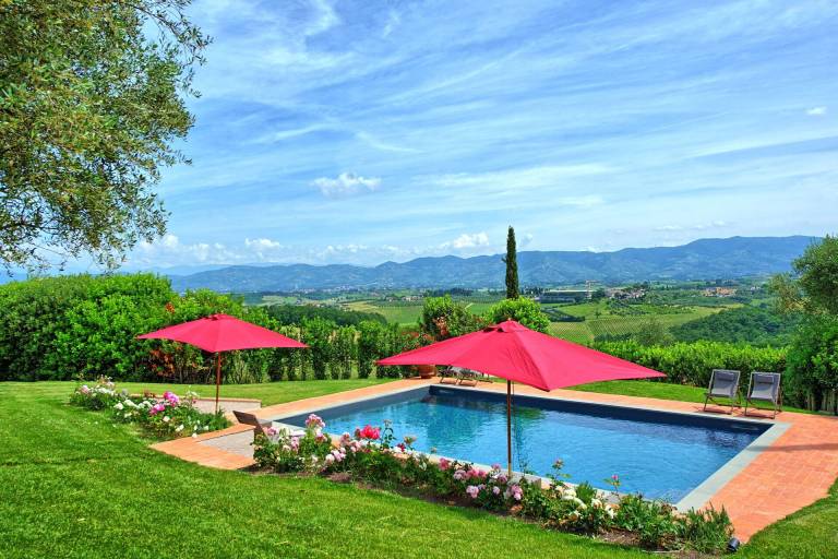 Family-friendly villa with garden, private pool & BBQ | Pets are welcome — photo 2