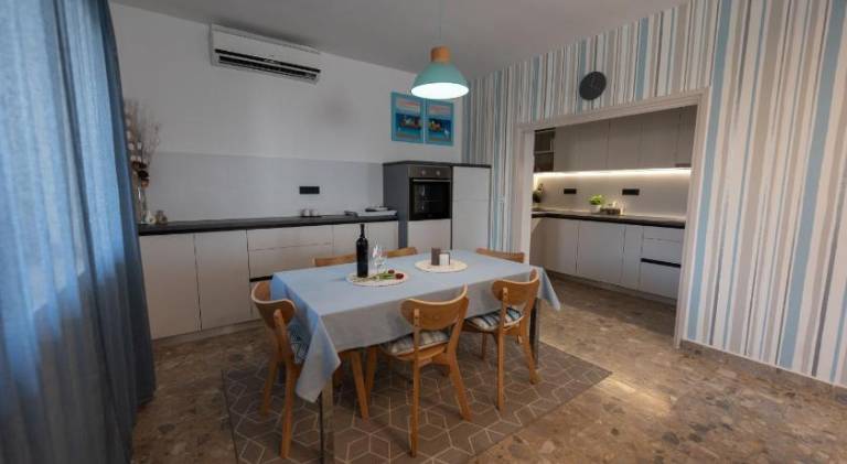 Rental apartment with 3 rooms for 6 persons — photo 3