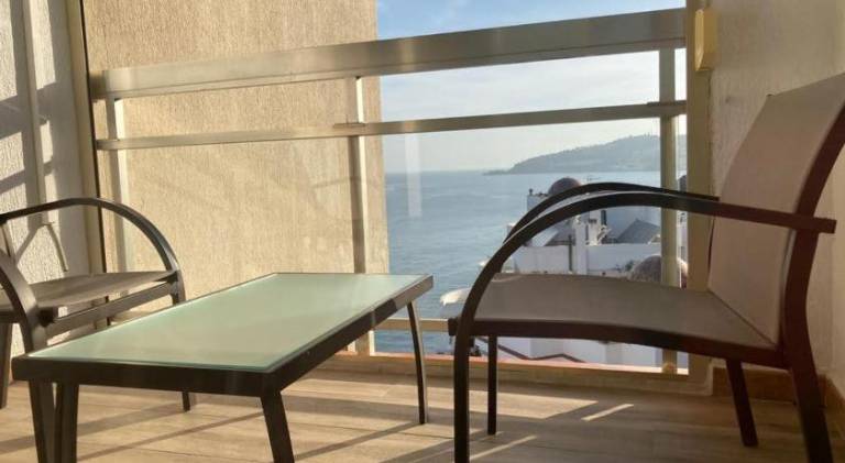 Apartamento Estudio en Chinasol Primera Linea Playa San Cristobal in Almunecar