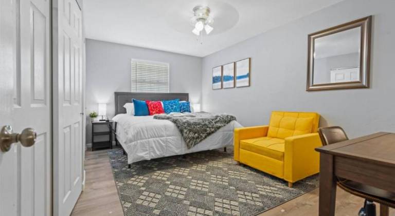 Rental apartment with 2 rooms for 5 persons in Earth City, MO