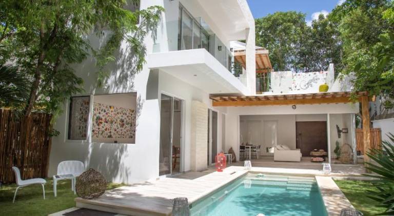 Luxury Private Villas, Private Pool, Private garden, Jacuzzi, 24hours security in Tulum