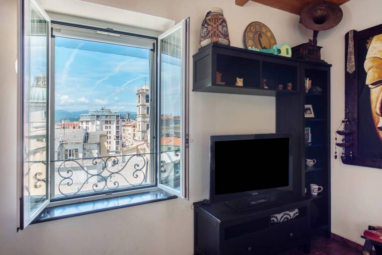 Apartment with fast internet & patio | City view | Close to the beach | Pets are welcome — photo 4