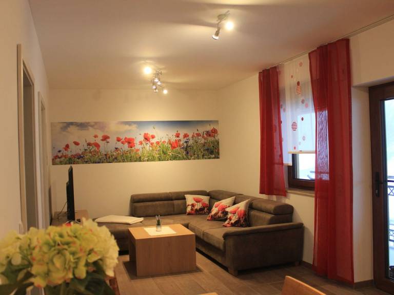 Ferienwohnung Blumenwiese