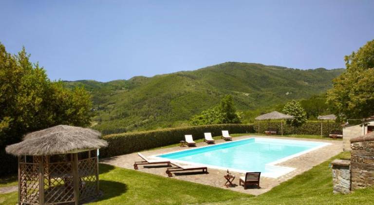 Farm with garden, terrace & pool | Pet-friendly — photo 2