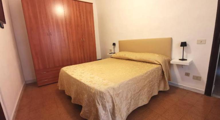 Apartment with 2 rooms for 4 persons — photo 2