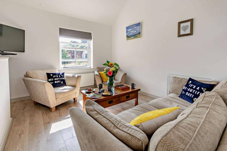 Cottage with garden in Helston