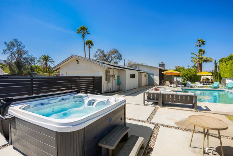 House with private pool — photo 4