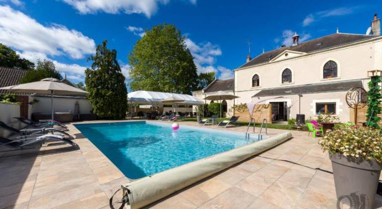 "Maison D'hotes du Prieure" in Bourges