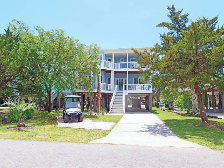 House Oak Island